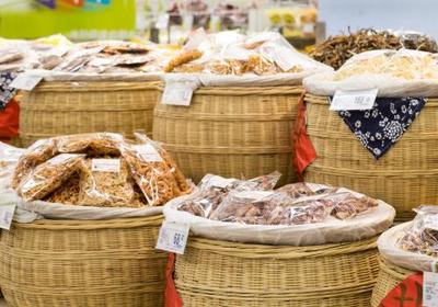 破解農(nóng)產(chǎn)品銷(xiāo)路難題 多渠道并進(jìn)，打開(kāi)市場(chǎng)大門(mén)